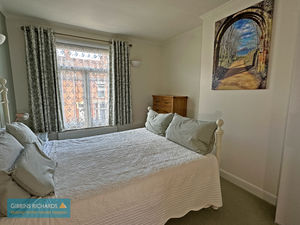 Bedroom- click for photo gallery